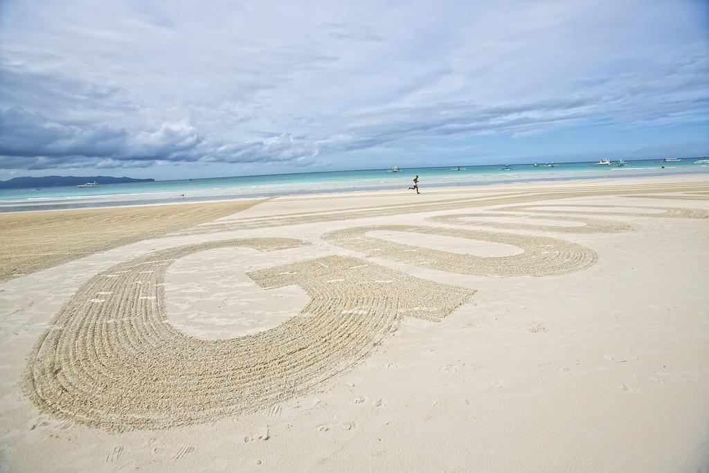 Fridays Boracay Beach Resort Balabag  Eksteriør billede