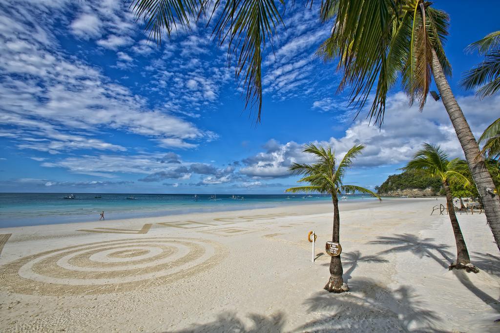 Fridays Boracay Beach Resort Balabag  Eksteriør billede