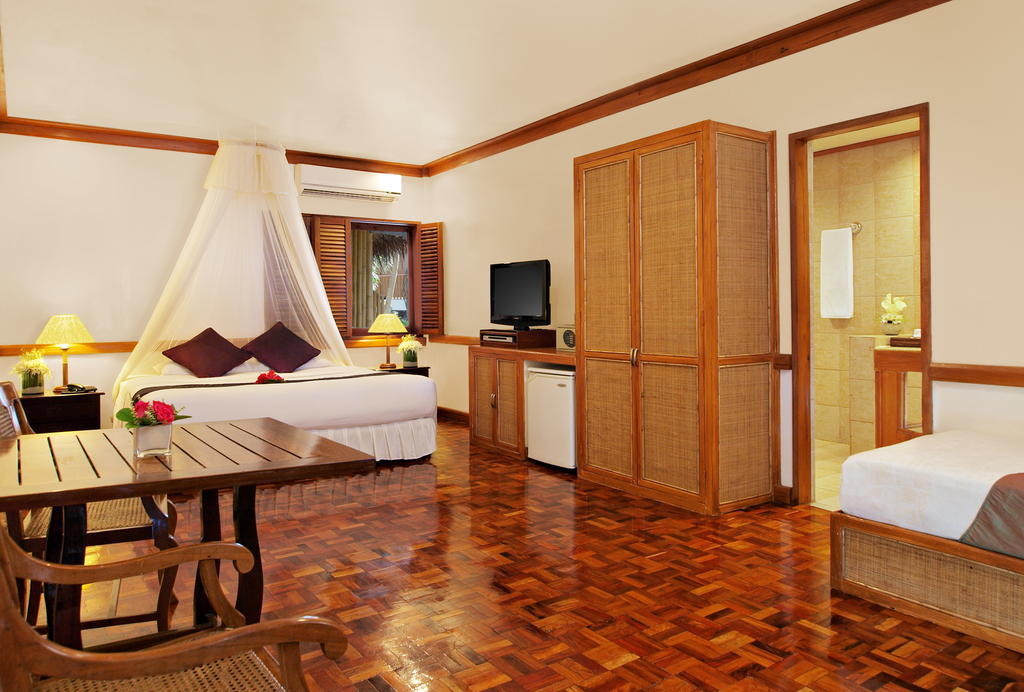 Fridays Boracay Beach Resort Balabag  Eksteriør billede